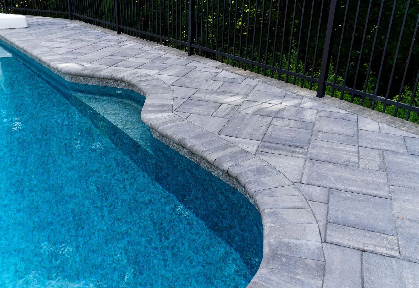 Pool Patios project in the Contrast Landscape project gallery