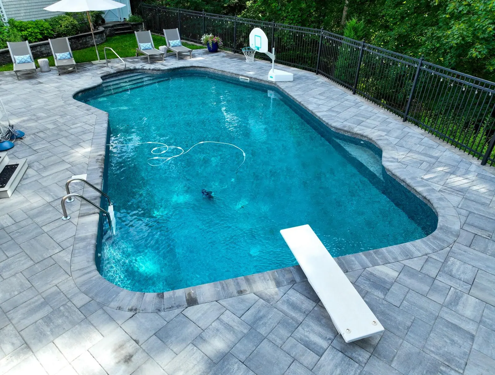 Pool Patios project in the Contrast Landscape project gallery