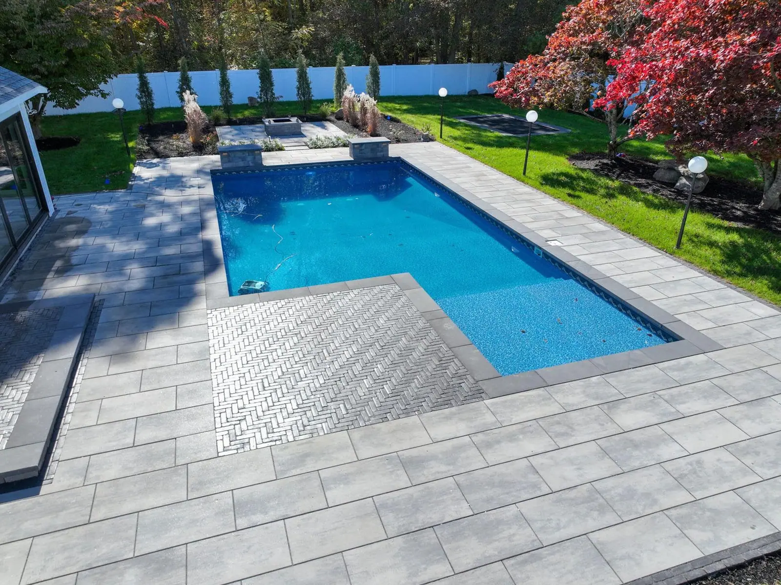Pool Patios project in the Contrast Landscape project gallery